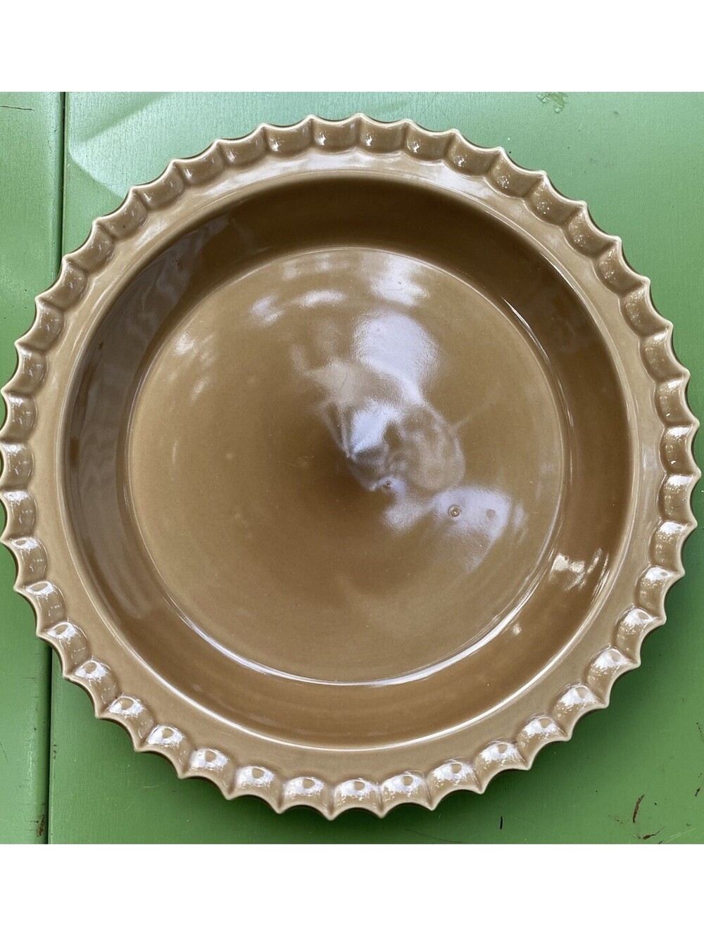 Autumn/Apple Pie Keeper Dish Brown Glaze Ceramic Pie Plate 11”